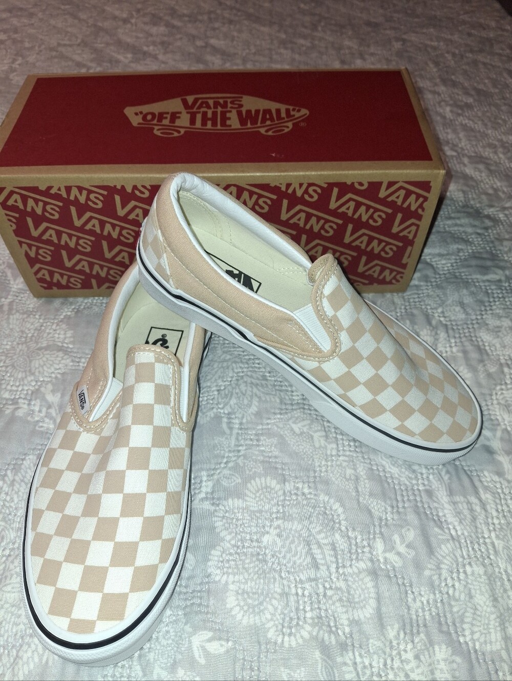 NEW Pink/White Checkerboard Classic Slip On VANS sz 7.5